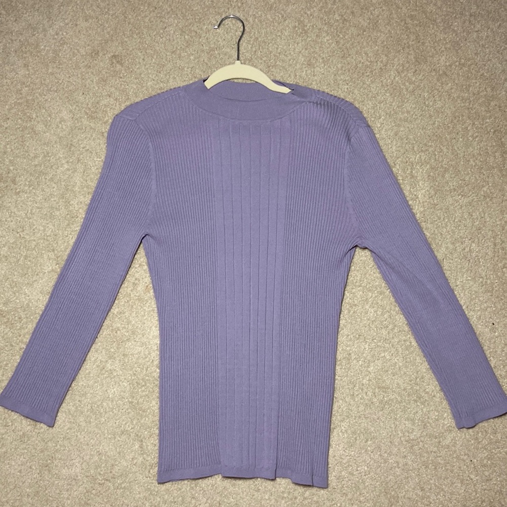 XL White House Black Market pastel purple Sweater